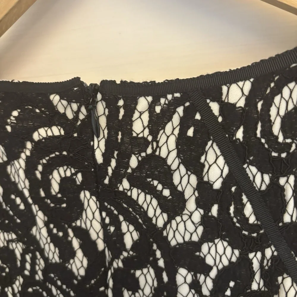 Lauren Ralph Lauren‎ Women's Black Lace Sleeveless Sheath Dress Lined Size 14